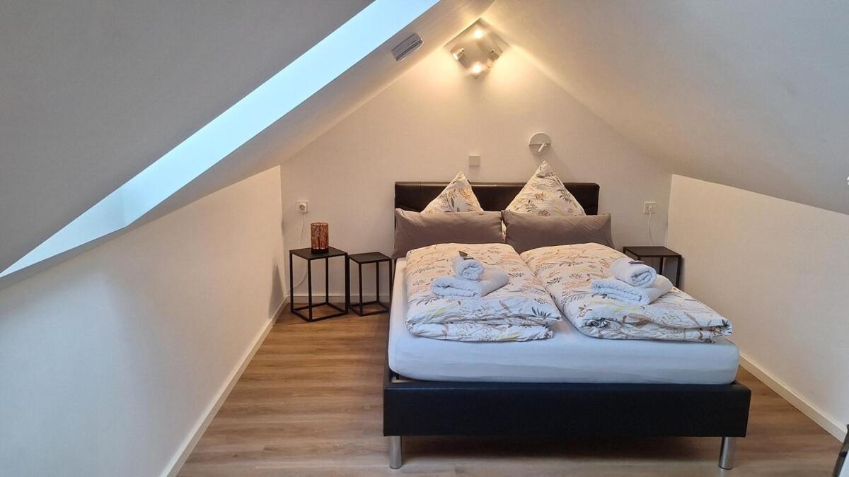 Auszeit2 Erfurt - Stilvolle Dachwohnung Mit Parkplatz - Zentrumsnah Eksteriør bilde
